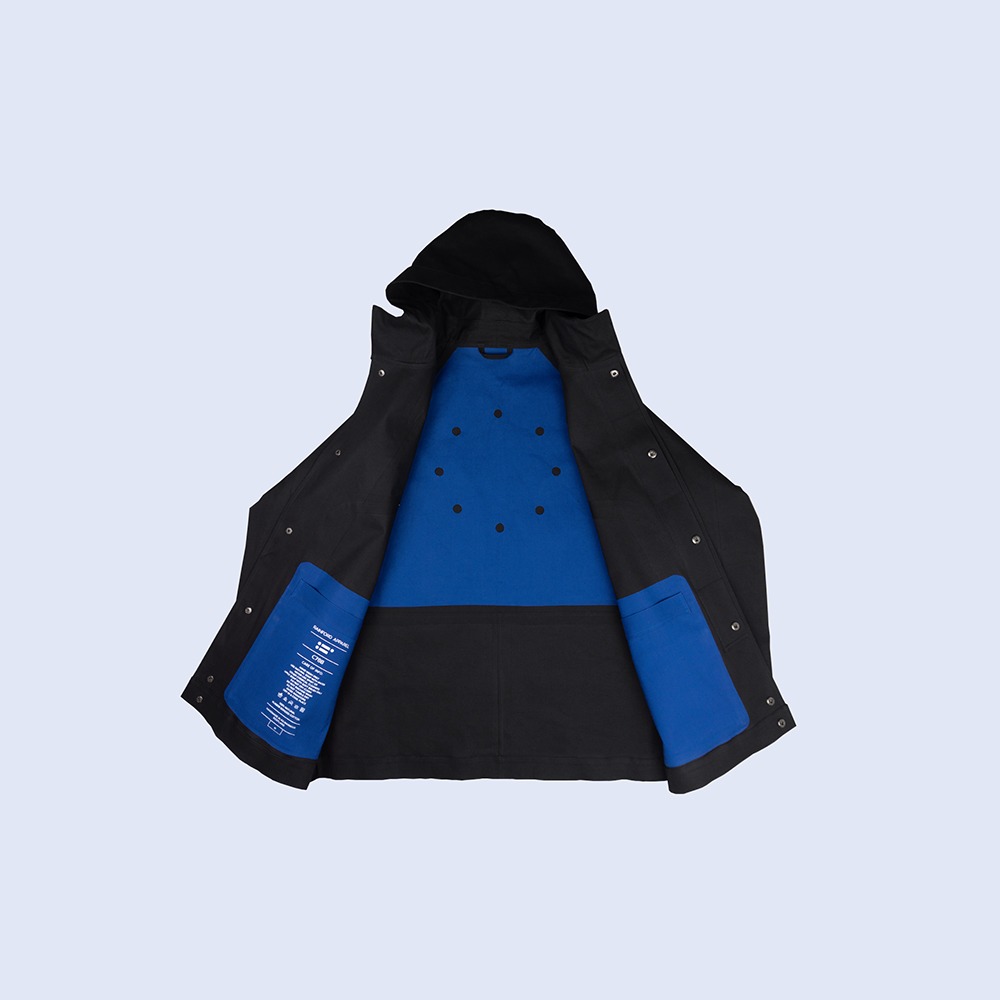 Inside-View-Of-Waterproof-Houndstooth-Printed-Black-Rain-Parka-By-Rainford-Apparel