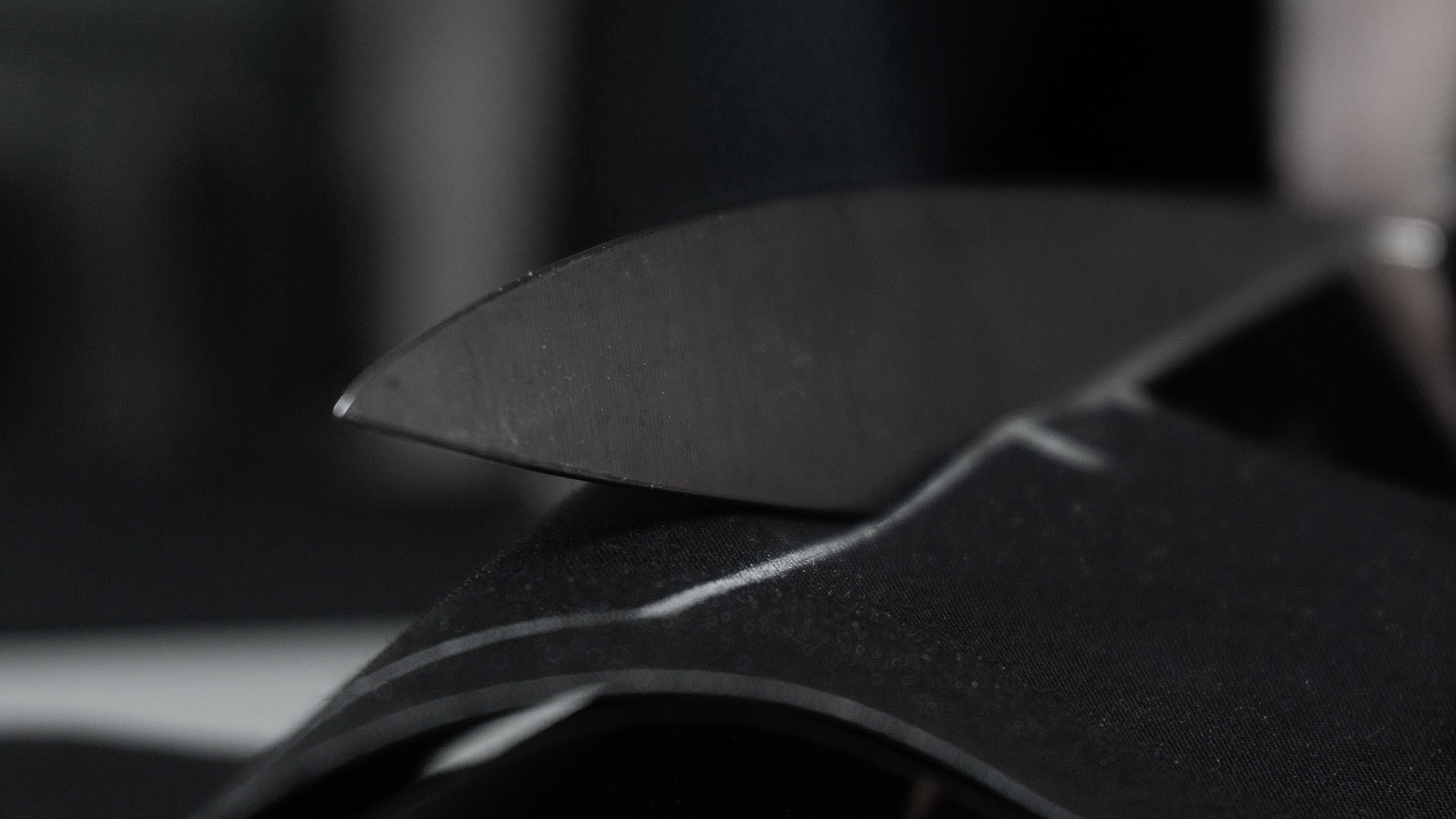 Coatmaking-Tailors-Shears-Cutting-Cloth
